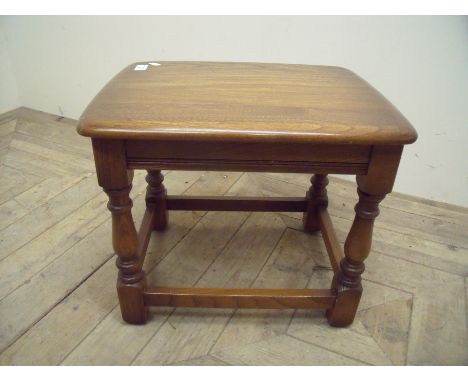 Small Ercol medium elm rectangular occasional table on turned supports (46cm x 37cm x 38cm)