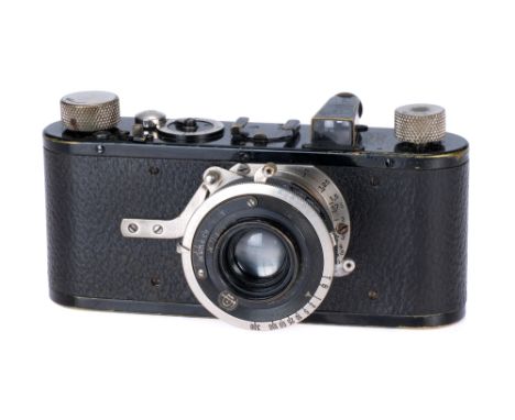 A Leica Ib Compur Camera, 1930, black/nickel, serial no. 50595, with Leitz Elmar f/3.5 50mm lens, body, G, shutter working, l