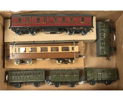 Kit Built O Gauge mixed wooden coaches. Comprising LMS full brake 3025, Freelance brown / cream with interior lighting, 4x va