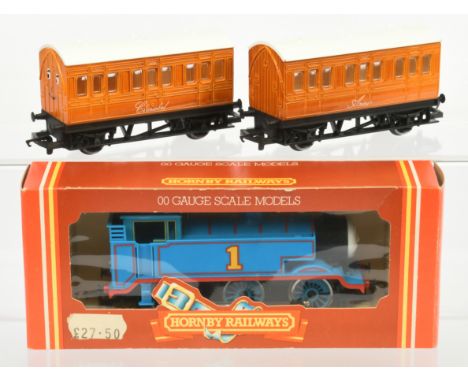 Hornby (GB) Thomas the Tank Engine with Annie and Clarabel - Conditions: Good Plus to Excellent, Thomas in Excellent Plus Box