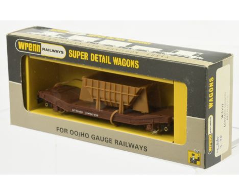 Wrenn W5103 Lowmac with light brown coloured Hopper and Black hangers. Near Mint to Mint in Near Mint box. Elastic holding ba