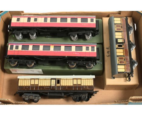 Bing, Basset Lowke &amp; Marklin O Gauge Unboxed Coaches. Bing converted full coach into 6 wheel Luggage / Brake, Basset Lowk