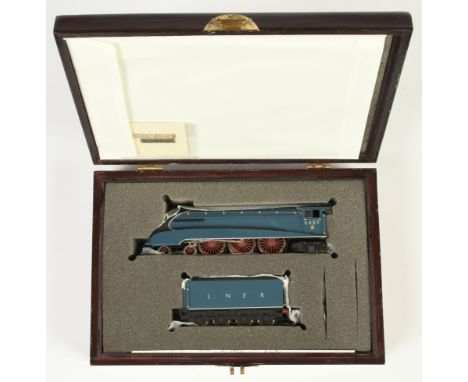 Bachmann OO Gauge 31-950 (Limited Edition) 4-6-2 LNER blue A4 Class No.4489 "Dominion of Canada" complete with certificate No