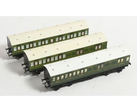 Kit Built O Gauge 3x Southern Railway Coaches. Comprising Brake / 3rd 2127, Brake / 3rd 2125 &amp; 1st / 3rd 4528 (1x roof ve