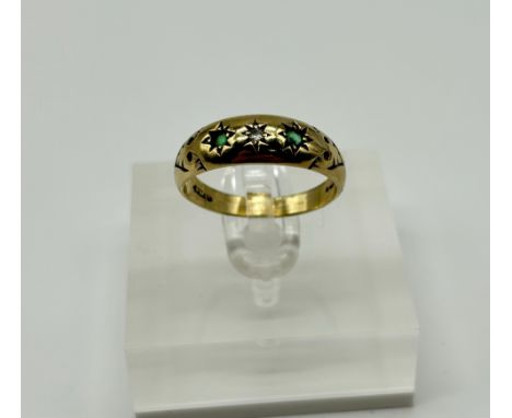 9ct gold ladies ring Size: OWeight: 2.68g