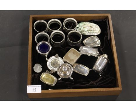 A COLLECTION OF DECANTER LABELS TOGETHER WITH A SNUFF BOX, ETC