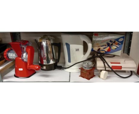 A stainless electric coffee pot, Modern grinder kettle &amp; Sandwich maker 