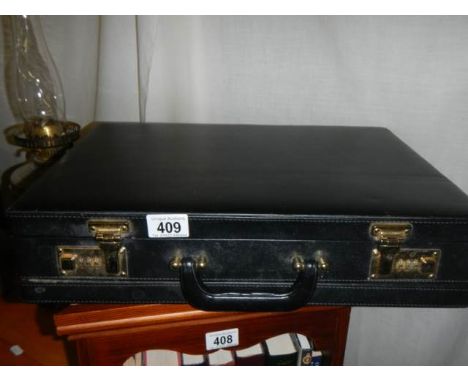 A good fitted briefcase. 
