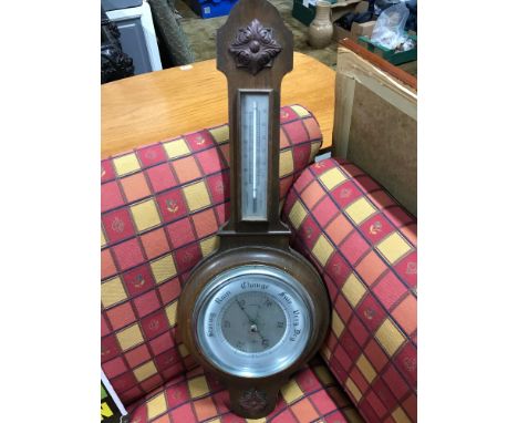 Vintage Shortlands Smiths oak cased banjo barometer. Measures 75cm in length 