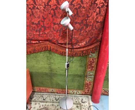 A Retro double spot light standard lamp. Working