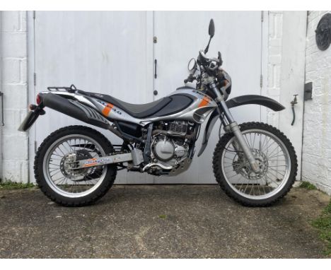A light and agile 350 from a well-established maker.Built by a long-established Italian bike-maker with links with KTM and Su