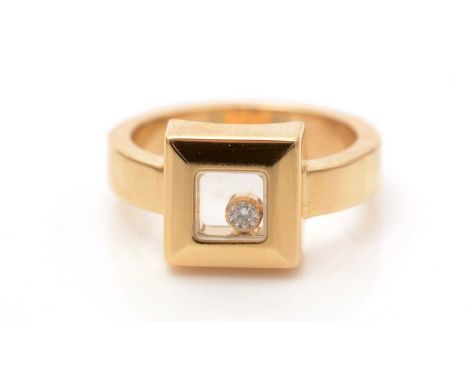 Chopard Happy Diamonds: a diamond ring, the brilliant-cut diamonds weighing approximately 0.05carats, in 18ct yellow gold squ