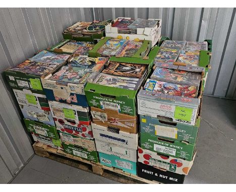 HUGE COMIC LOT PT. 1 (Circa 5000+ COMICS in Lot) - A huge collection of Marvel, DC &amp; Independent comics palletized for co