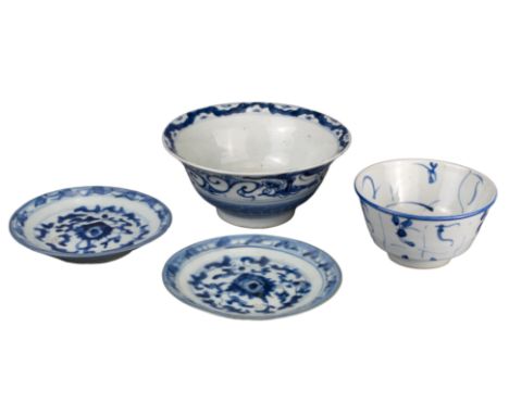 FOUR CHINESE BLUE AND WHITE PORCELAIN BOWLS &amp; DISHES, 18th/19th CENTURY  A pair of blue and white porcelain dishes with s