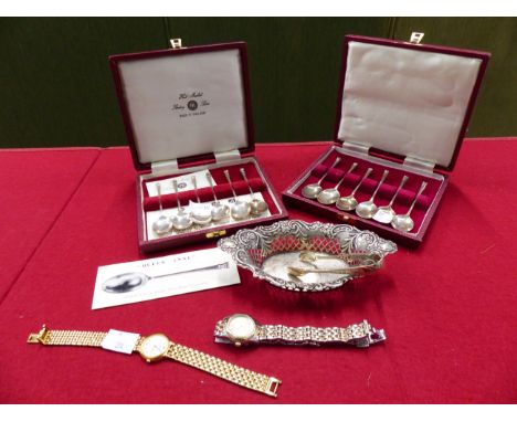 HALLMARKED SILVER TO INCLUDE A PIERCED DISH, TWO SETS OF COFFEE SPOONS, A ROTARY AND A SEIKO WRISTWATCH. GROSS WEIGHT 154grms