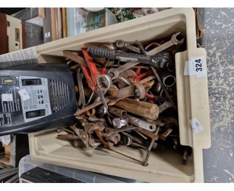 A QUANTITY OF TOOLS. 