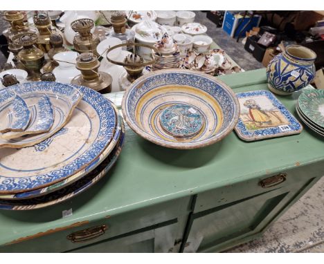 A COLLECTION OF VARIOUS ANTIQUE DELFTWARE ETC.