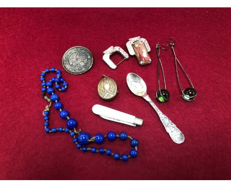 A VINTAGE PORTRAIT LOCKET WITH A PAINTED PORCELAIN COVER, A GRADUATED ROW OF HARDSTONE BEADS, A VINTAGE DIAMATE BUCKLE, A PAI