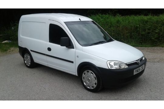 white vauxhall combo van