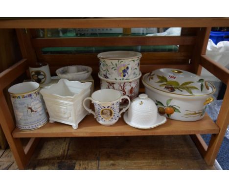 A mixed quantity of English porcelains, to include: Royal Worcester 'Holly Ribbons' pattern items; Crown Staffordshire; Spode