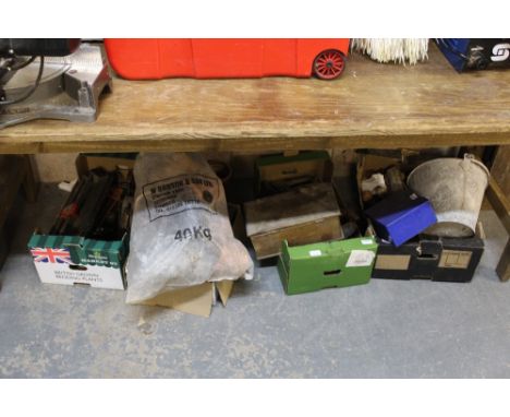 Quantity of various tools, 4 boxes miscellaneous