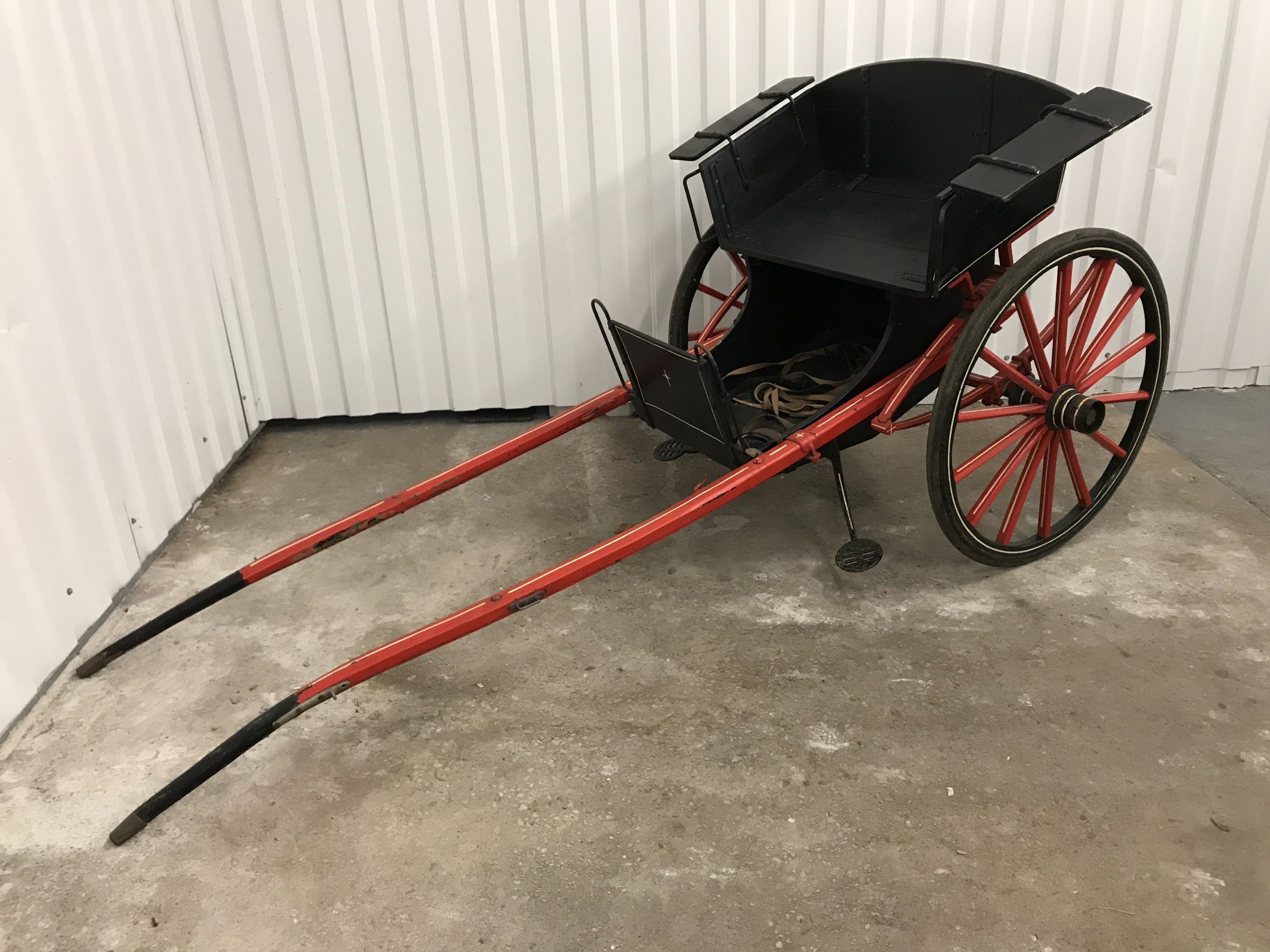 A restored Victorian pony / horse trap