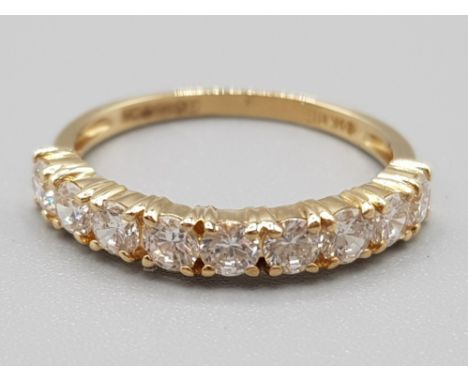 Ladies 14ct yellow gold 9 stone band 1.5g gross size K