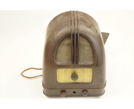 A 1930's Philco bakelite Radio, 'The Peoples Set' model 444 