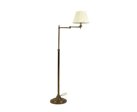 A Besselink and Jones brass telescopic standard lamp, with a levered upper mechanism and a telescopic slide function, 164cm h