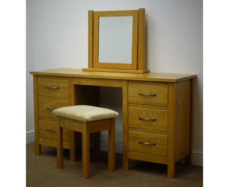 Solid light oak twin pedestal dressing table, three drawers, stile supports (W137cm, H75cm, D44cm) with matching mirror and s