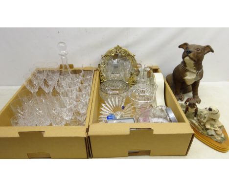 Set of six Royal Doulton crystal wine glasses, matched suit of drinking glasses &amp; decanter, Dartington Crystal shell shap