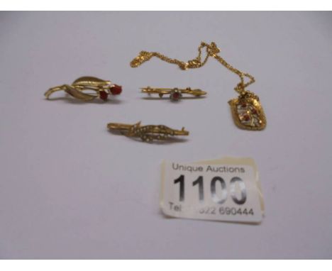 Three vintage brooches and a pendant, 1 set coral, 1 set seed pearls, 1&nbsp; set with pink/white stones, textured pendant on