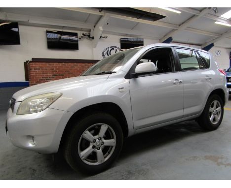 Make &amp; Model: Toyota Rav 4 XT5 D-4DDate of Reg: EK57 MKXColour: Silvercc: 2231MoT: 03-04-2023Fuel Type: DIESELMileage: 14