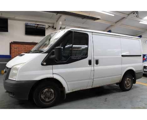 Make &amp; Model: Ford Transit 115 T300S FWDDate of Reg: AJ09 NVRColour: Whitecc: 2198MoT: 05-01-2003Fuel Type: DIESELMileage