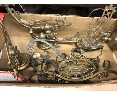 PAIR OF VICTORIAN BRASS LIGHT APPLIQUES AND TWO OTHERS WITH CHAINS 