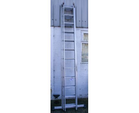 A three section Draper Expert extending aluminium ladder. 