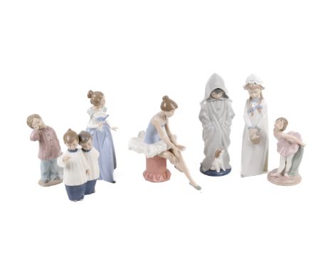 A collection of seven assorted Nao Daisa porcelain figures. Including ballerina #525, etc. Max. H27cm (AF).  Condition Report