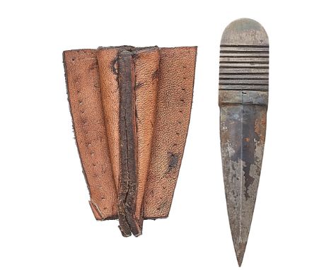 WW2 Special Operations Executive SOE Lapel / Thumb Nail Dagger.  A rare example of the dagger of last resort designed to be c