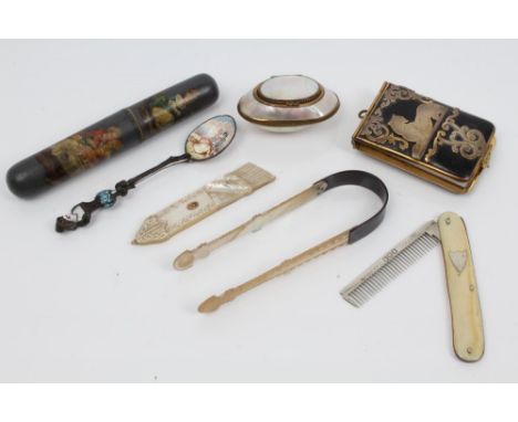 Rare pair of Georgian mother of pearl and tortoiseshell sugar tongs with shell decoration, Palais Royale mother of pearl need
