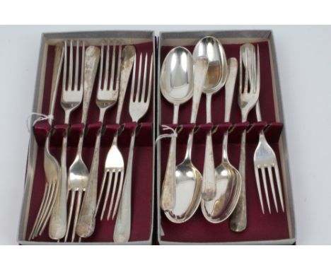 Selection of contemporary silver Hanoverian rattail pattern flatware, comprising four table forks, four dessert forks and fou