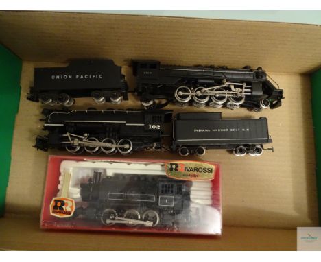 HO GAUGE - GROUP OF THREE AMERICAN OUTLINE STEAM LOCOMOTIVES by RIVAROSSI, FLEISCHMANN etc 1 x boxed, 2 x unboxed UNION PACIF