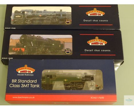 OO GAUGE - GROUP OF 3 BACHMANN STEAM LOCOMOTIVES comprising a CLASS 3MT in GREEN, a CLASS 4MT in BLACK and a WD 2-8-0 AUSTERI