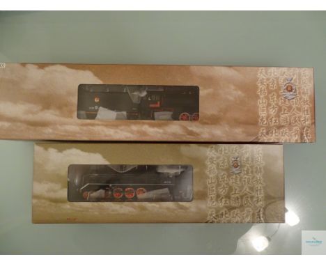 HO GAUGE - PAIR OF BACHMANN CHINESE OUTLINE STEAM LOCOS - E in VG boxes (2)