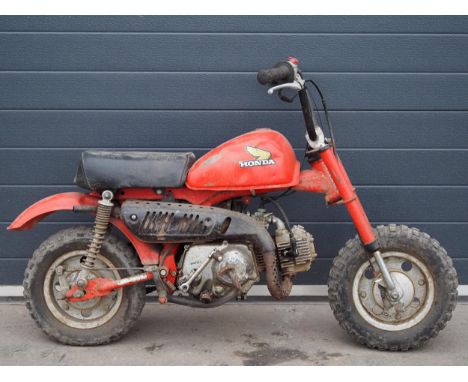 Honda Z50 monkey bike project.Frame No. AB02-5006646Engine No. AP02E5006615Engine turns over. No docs. US import
