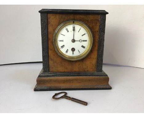 Mantel Clock with Key 