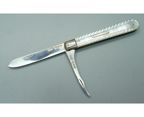 A Victorian silver and mother of pearl fruit knife and pipper, Birmingham 1890, Hilliard &amp; Thomason 
