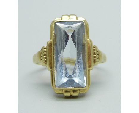 A 14ct gold and blue stone ring, 4.7g, N 