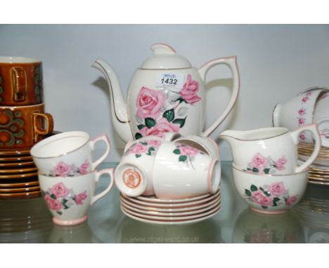 A Crownford Burslem coffee set comprising coffee pot, six cups and saucers