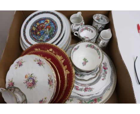 Four pairs of Wedgwood circular plates decorated with gilt foliage on a plum ground, various Coalport and other Indian tree p