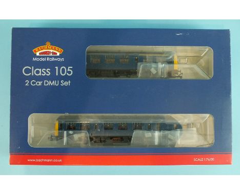 Bachmann, 31-325 Class 105 2-car DMU Set, BR blue/yellow, boxed.